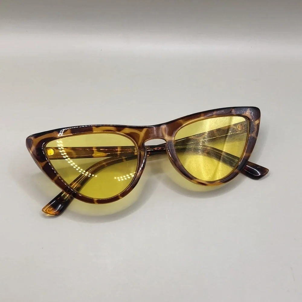 Bundle Lot 8 Sunglasses Cat Eye Square Round Shield